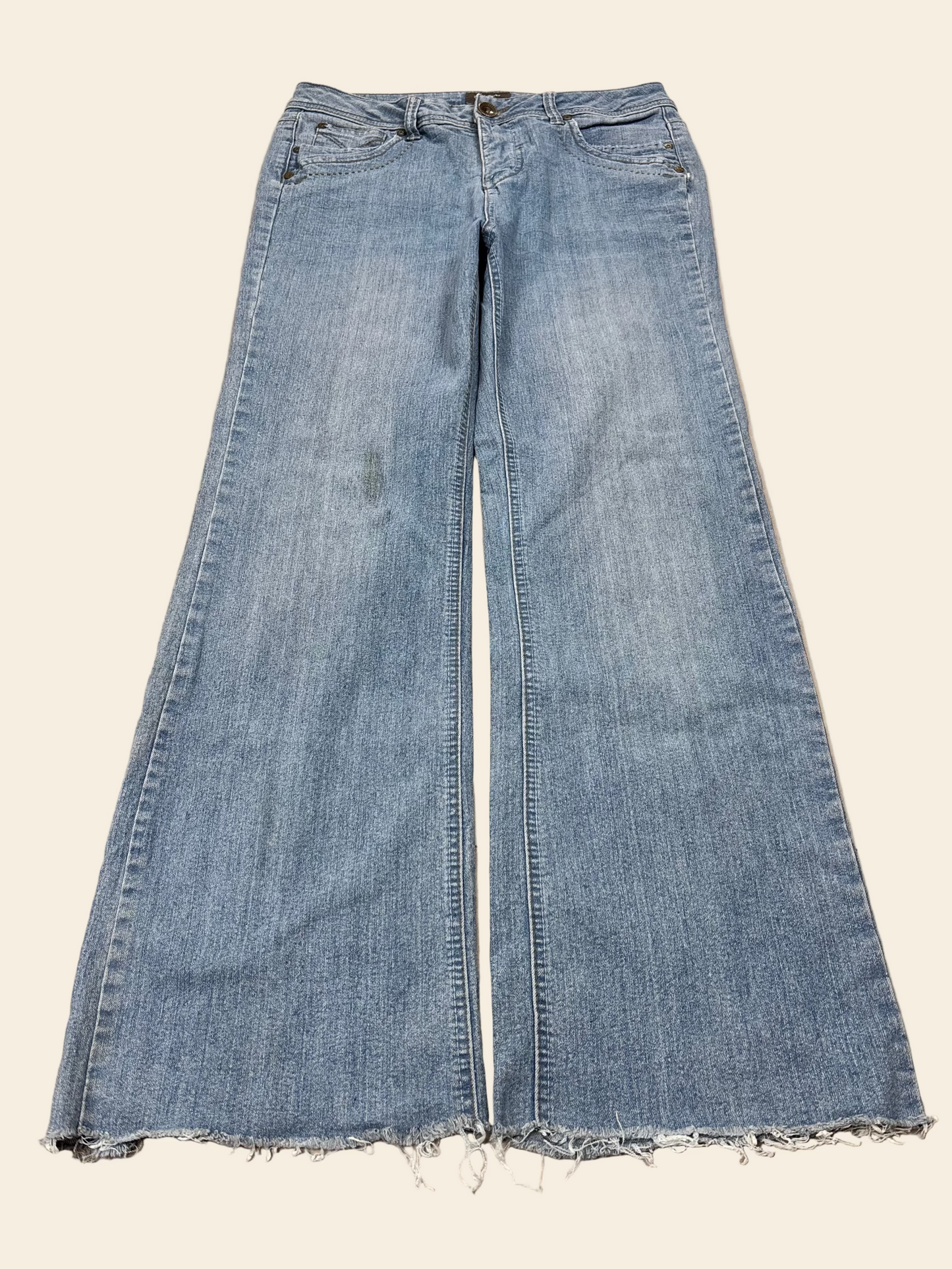 2000s Vintage Mid Waist Flared Jeans · M