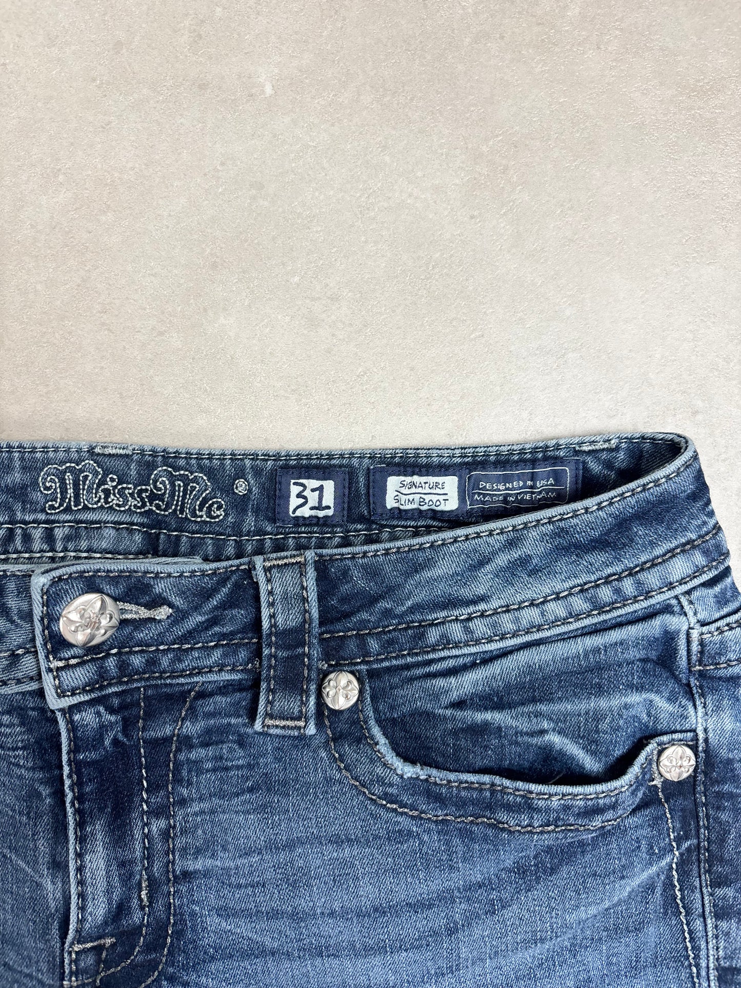 Miss Me Low Waist Flare Bootcut Jeans · W31
