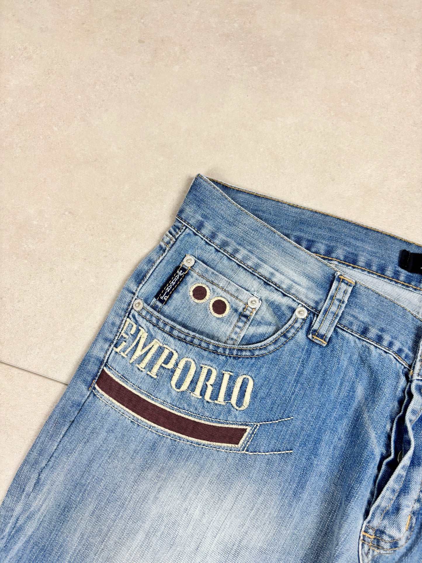 Emporio Armani Big Print Straight Leg / Baggy Jeans · M