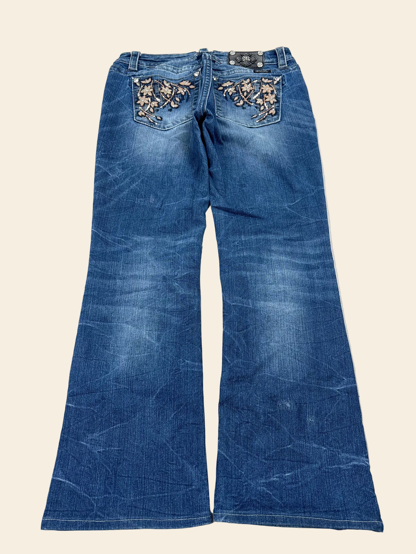 Miss Me Low-Mid Waist Bootcut Flared Jeans · M
