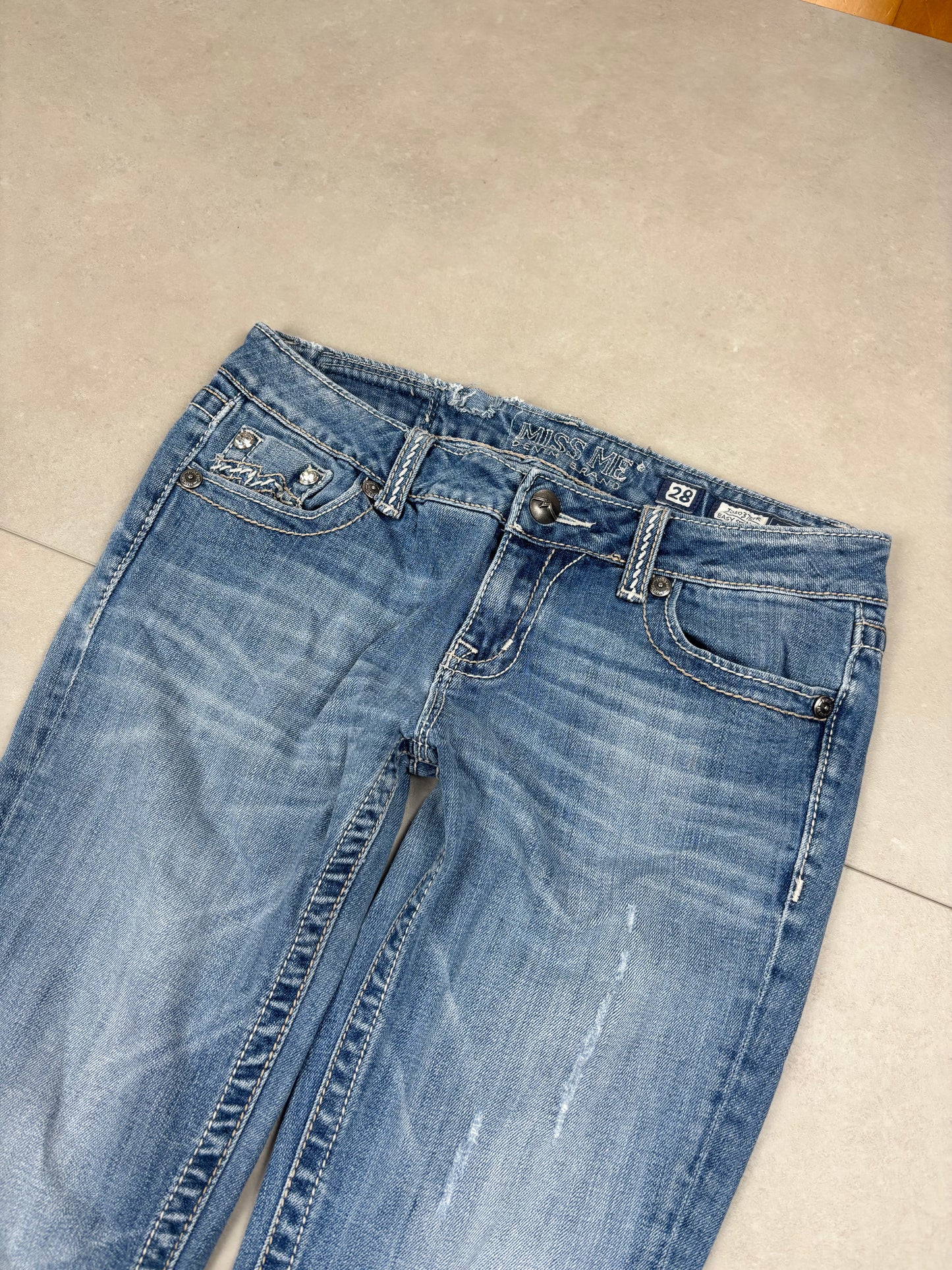 Miss Me Low Waist Straight Leg Jeans · W28