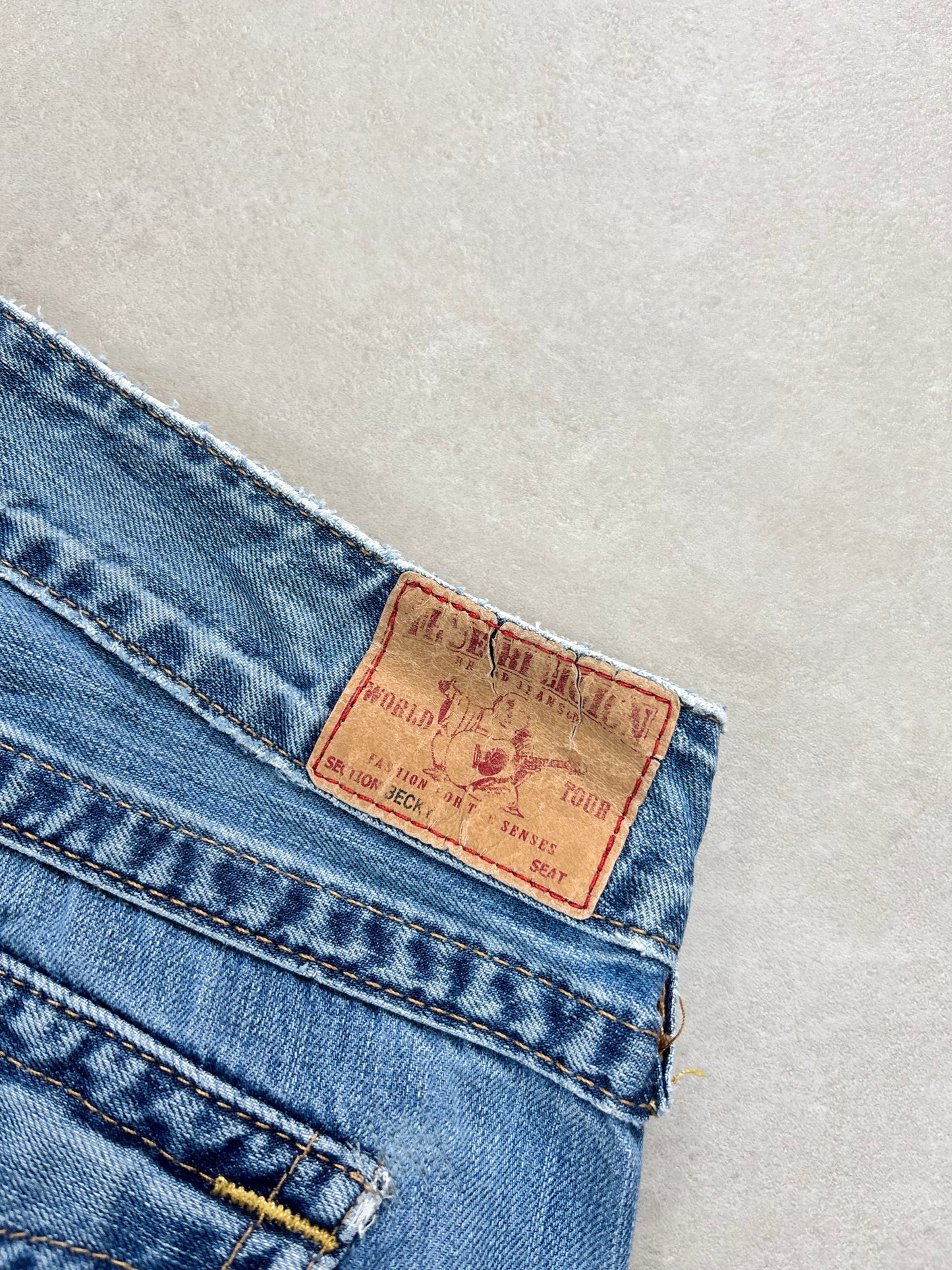 True Religion Low Waist Flare Bootcut Jeans Blau · W31