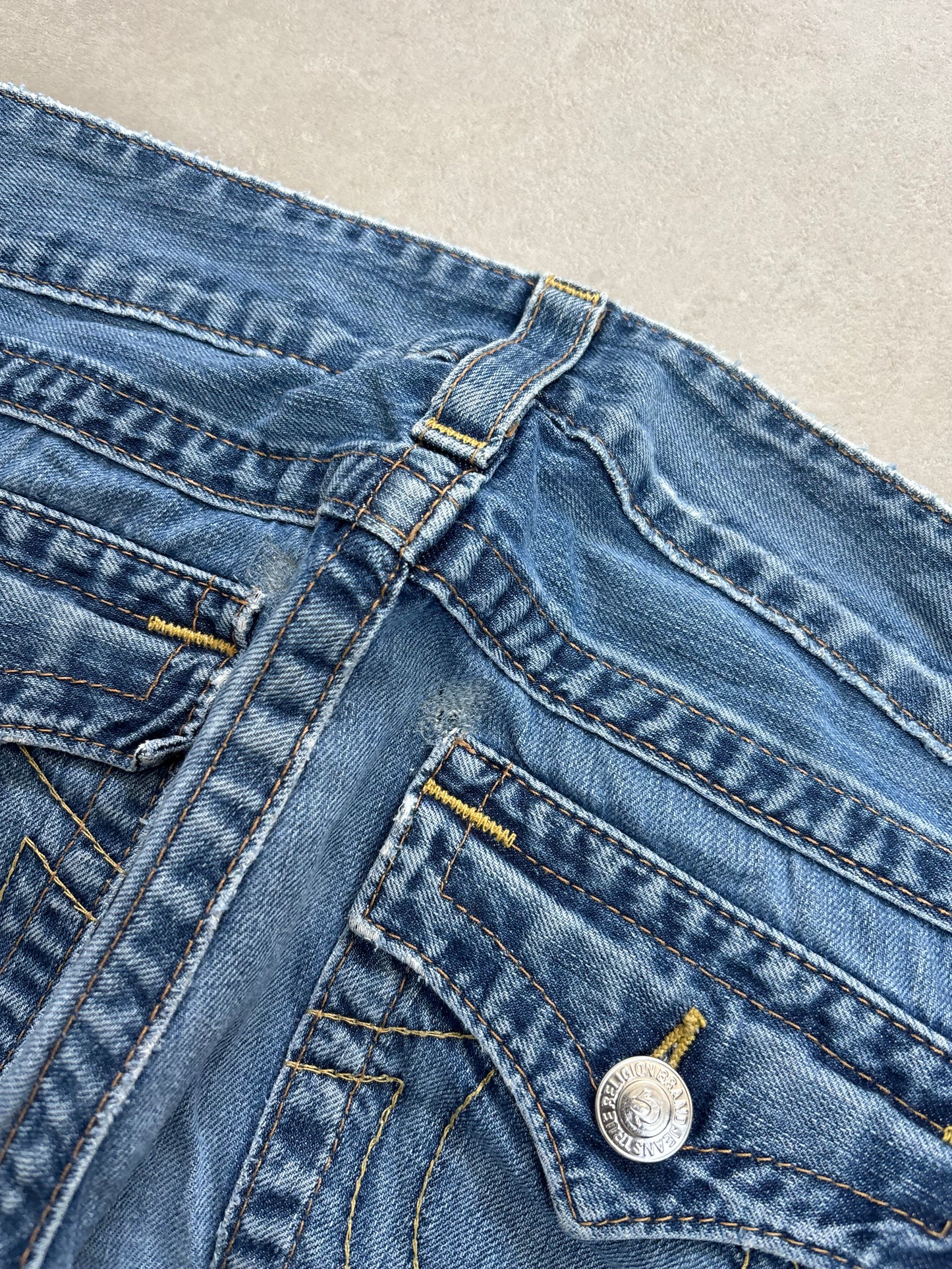True Religion Low Waist Flare Bootcut Jeans Blau · W31