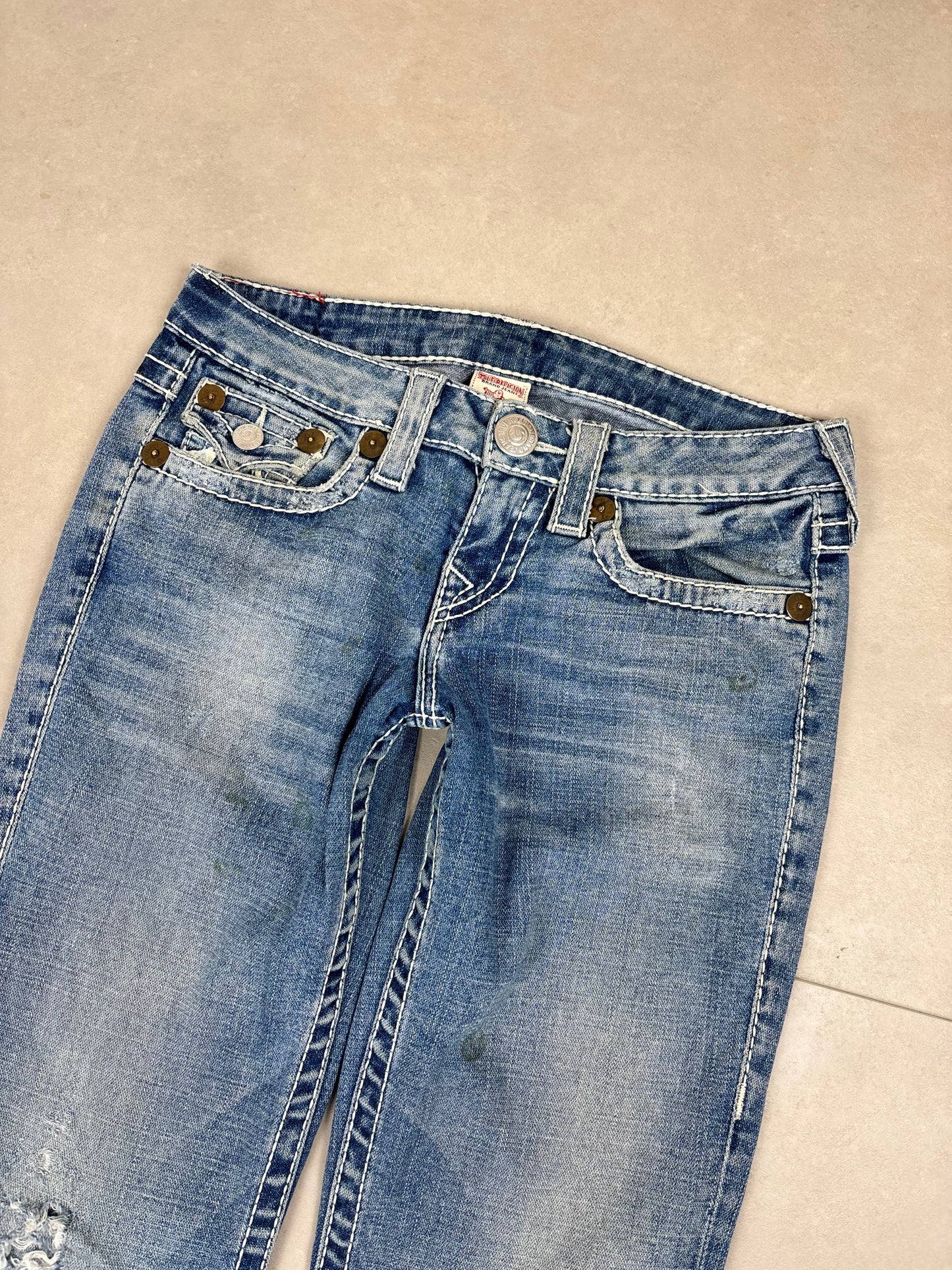 True Religion Flare Low Waist Bootcut Jeans · W25