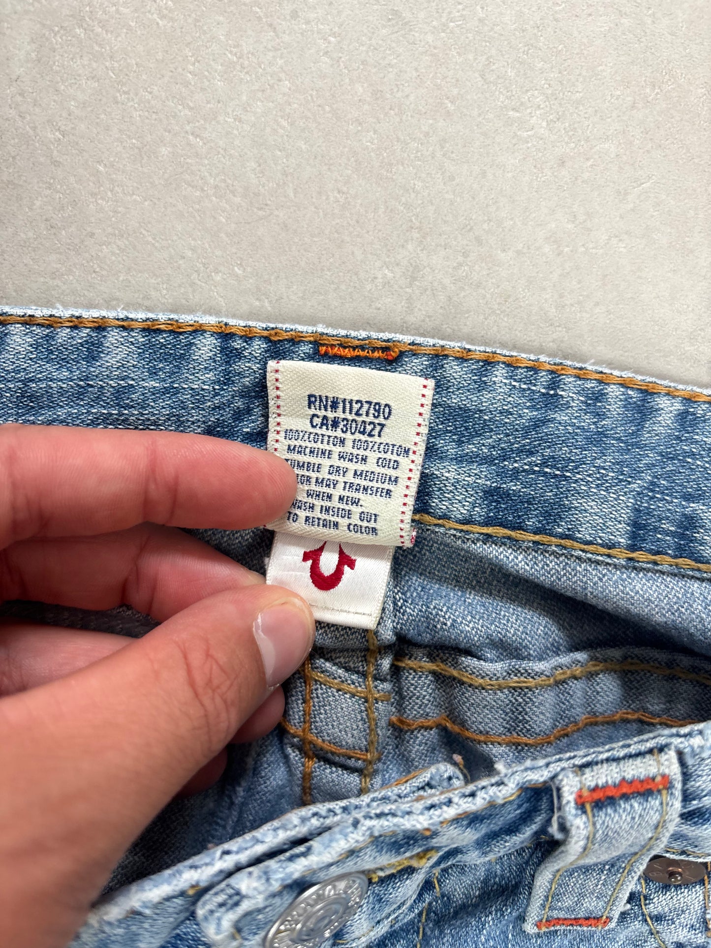 True Religion Ripped Low Waist Flare Jeans Blau · W31