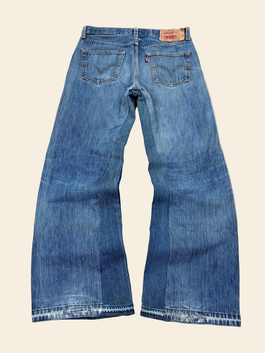 Levi's 501 Baggy Flared Jeans (Custom) · W33