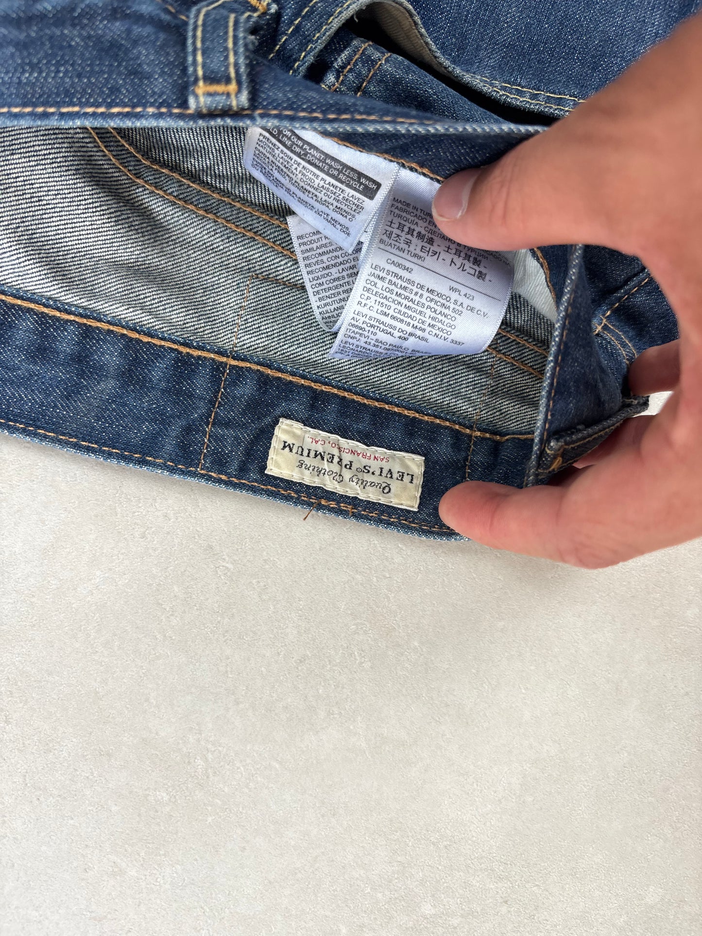 Levi's 501 Baggy Flared Jeans (Custom) · W36