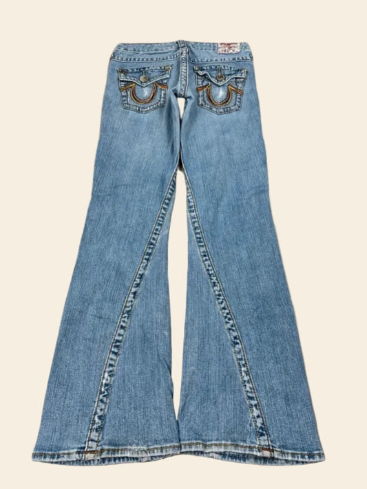 True Religion Low Waist Flare Bootcut Jeans · W25