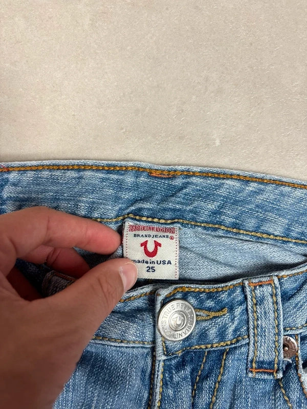 True Religion Low Waist Flare Bootcut Jeans · W25