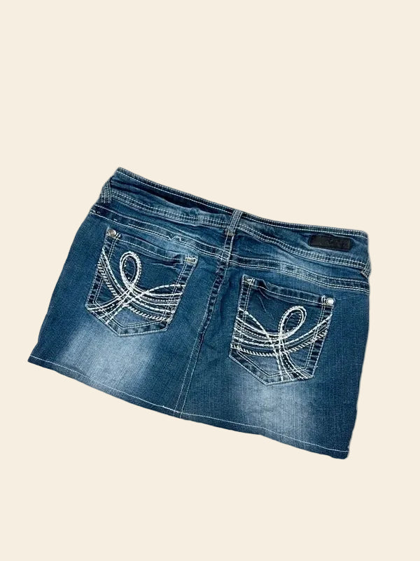 2000s Vintage Low Waist Denim Mini Skirt · L