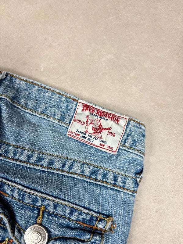 True Religion Low Waist Flare Bootcut Jeans · W25